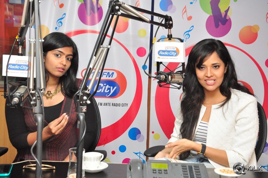 Anasuya-at-Radio-City